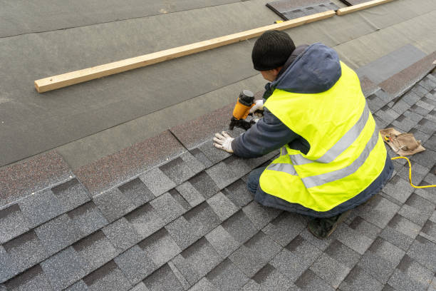 Best Residential Roofing Contractor  in Comstock Northwest, MI